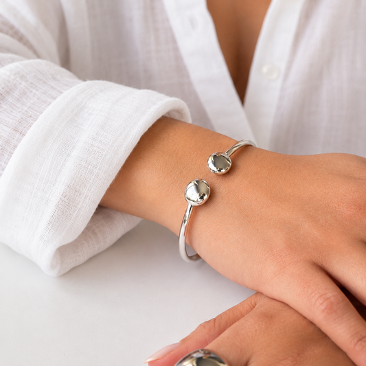 Bangle de Plata 950 con platillos
