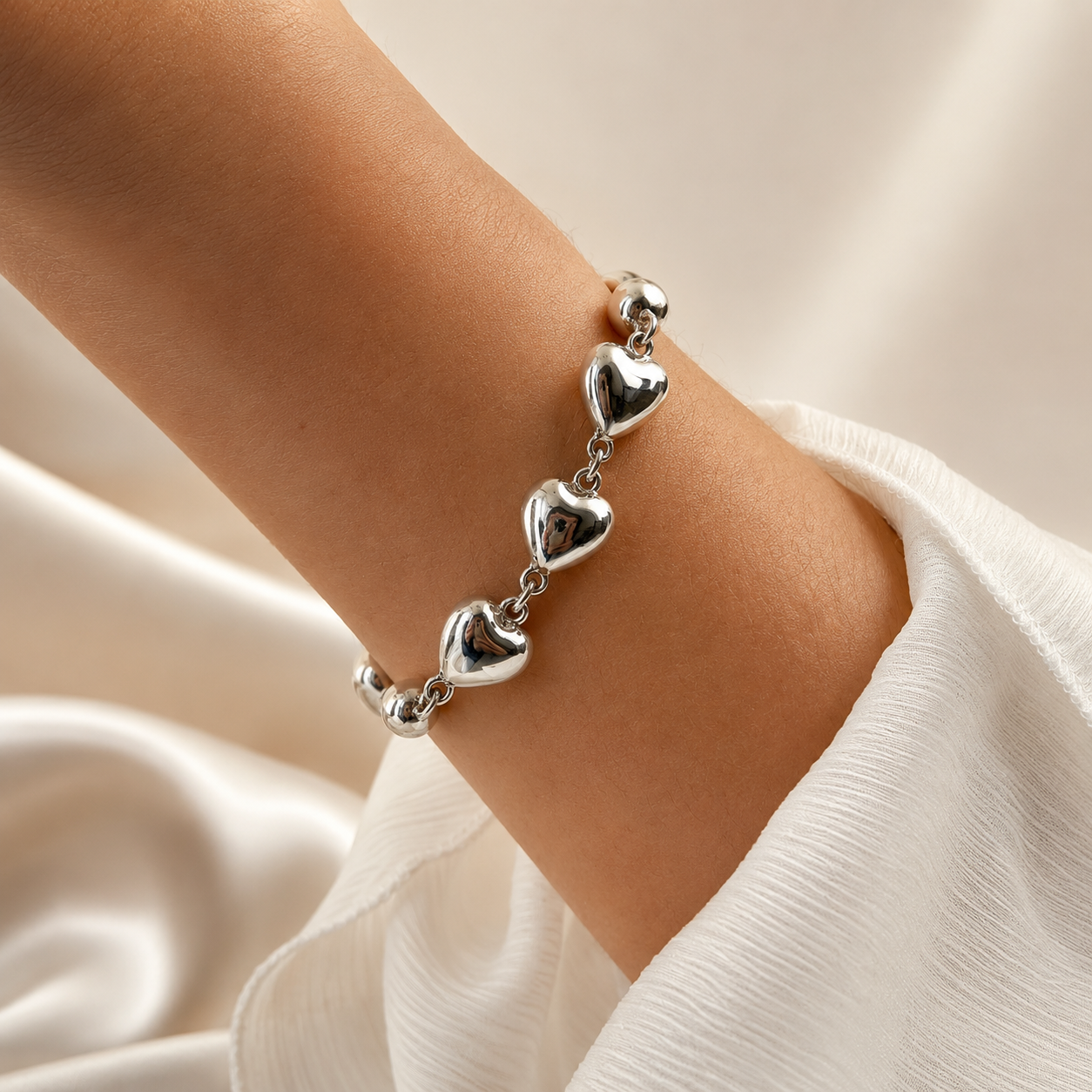 Pulsera  Lazos del Corazón de Plata 950