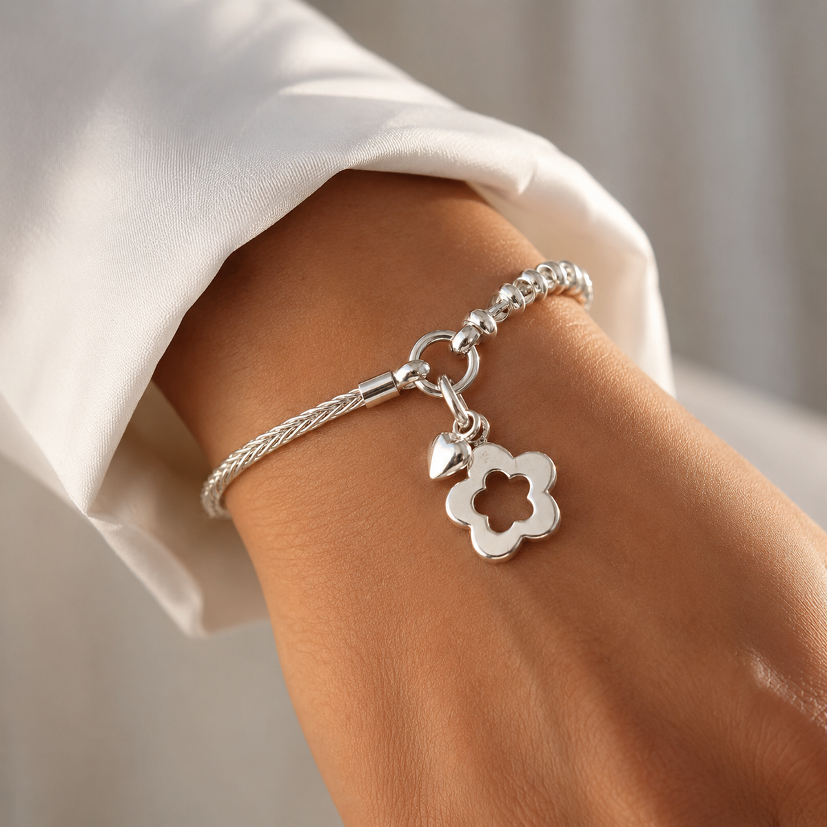 Pulsera Flor Cadena Cascabel con Cadena Espiga Plata 950