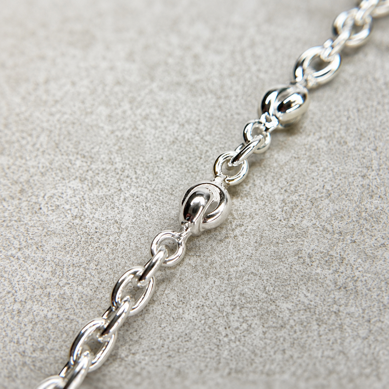 Pulsera de Plata 950 Cascabel Enlazado